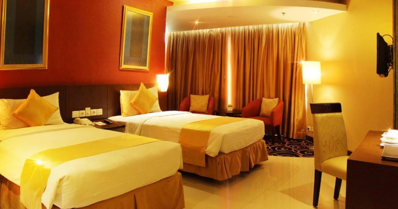 Horison Balairung Jakarta Jacarta Exterior foto