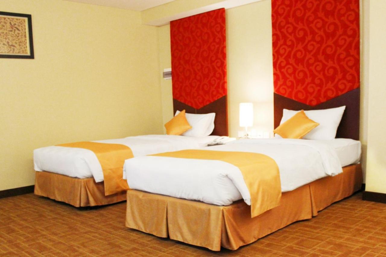 Horison Balairung Jakarta Jacarta Exterior foto