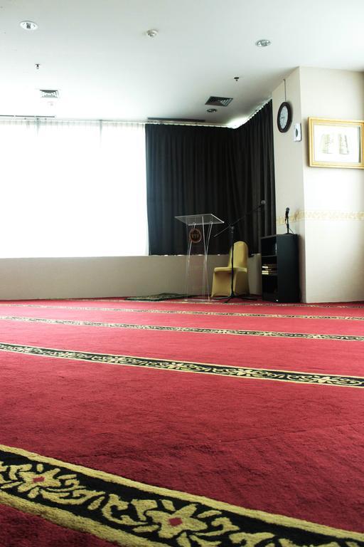 Horison Balairung Jakarta Jacarta Exterior foto